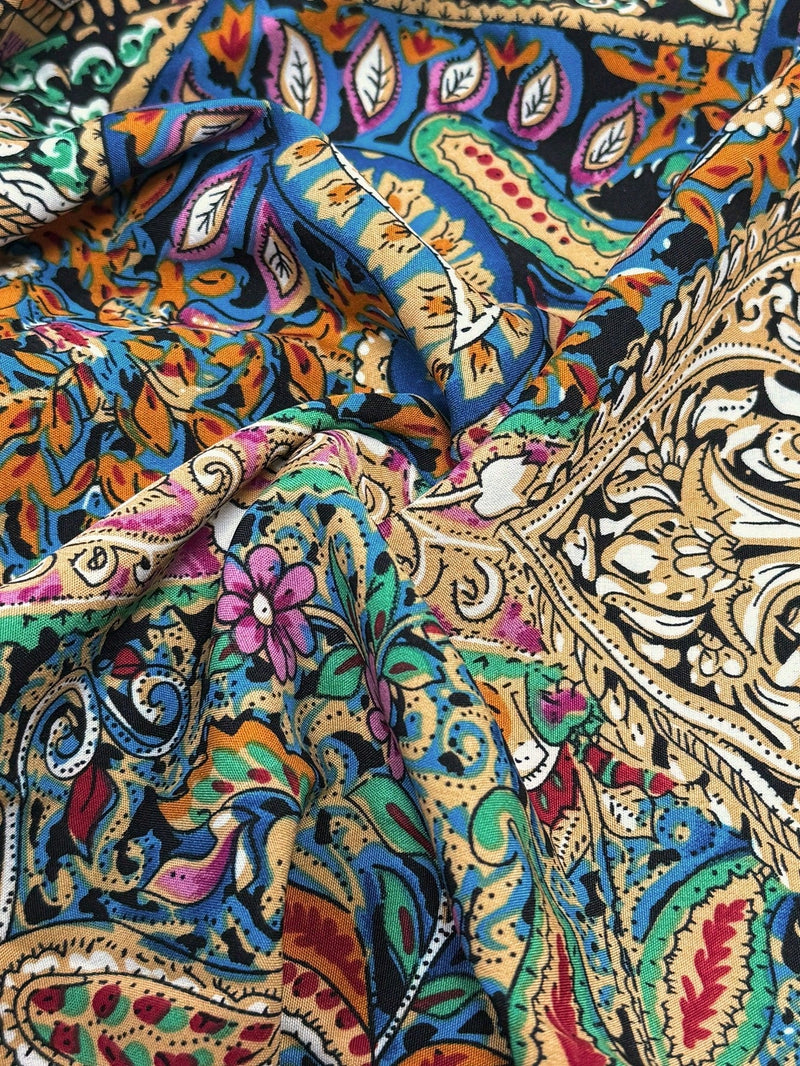 Macaquinho Rute Maxi Floral Diversas Amarrações